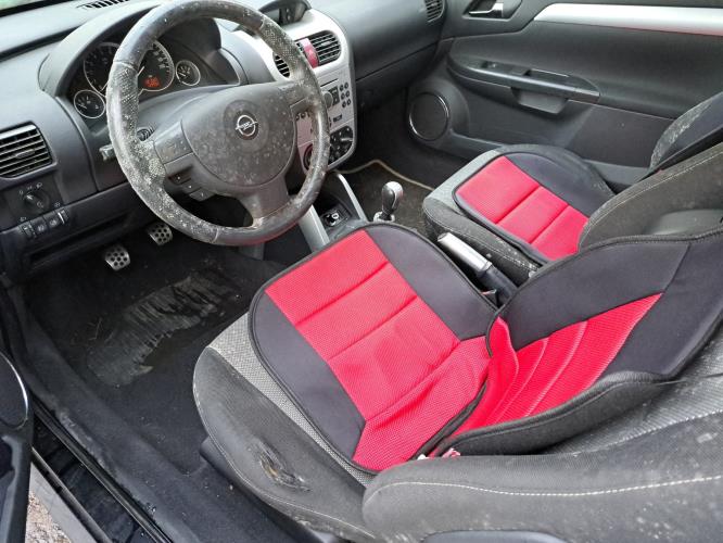 Image Capot - OPEL TIGRA 2