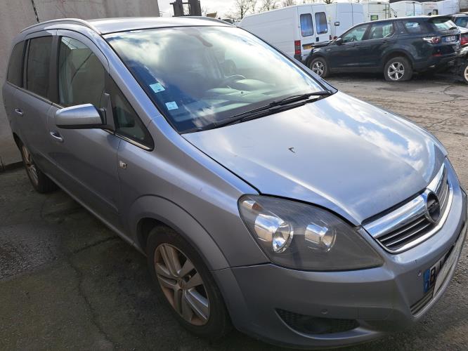 Image Capot - OPEL ZAFIRA B