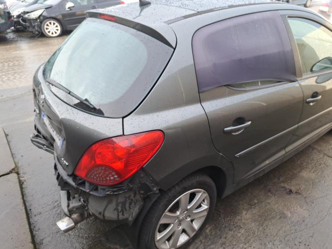 Image Renfort pare choc avant (traverse) - PEUGEOT 207
