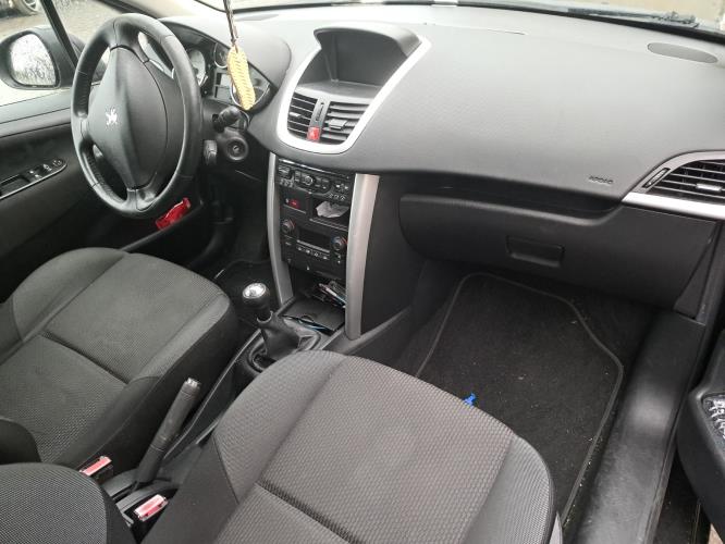 Image Ecran GPS - PEUGEOT 207