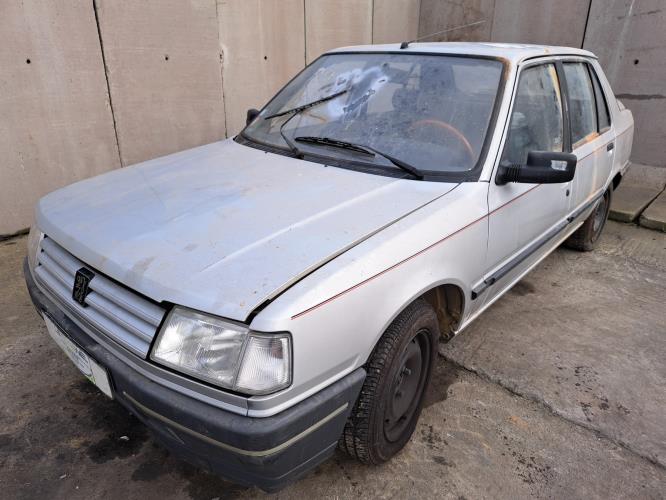 Image Calandre - PEUGEOT 309