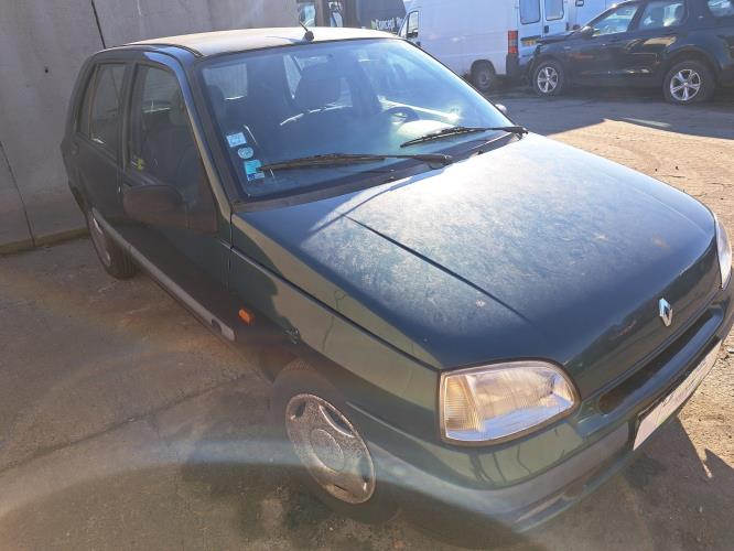 Image Pare choc arriere - RENAULT CLIO 1