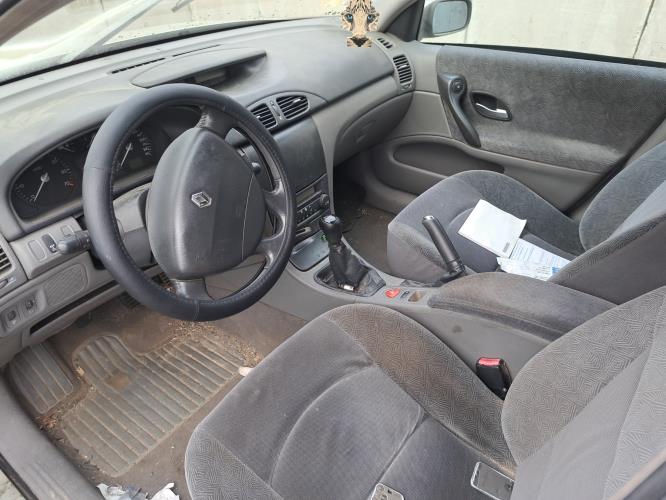 Image Capot - RENAULT LAGUNA 2
