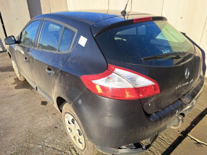 Image Porte avant gauche - RENAULT MEGANE 3