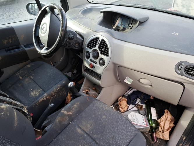Image Feu arriere principal droit (feux) - RENAULT MODUS