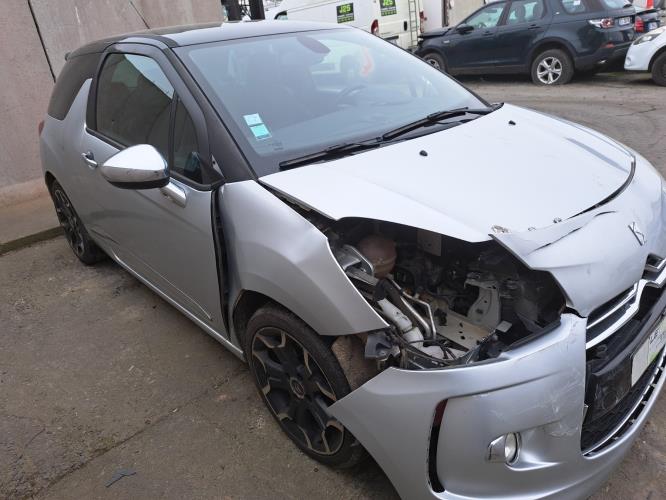 Image Porte fusible - CITROEN DS3