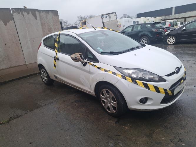 Image Facade autoradio - FORD FIESTA 6