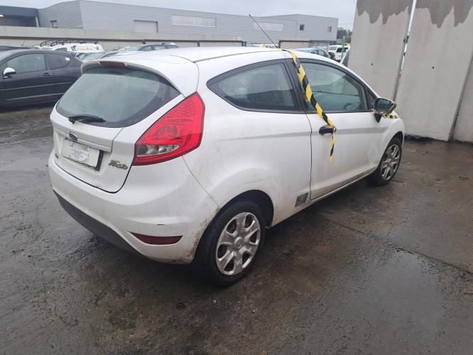 Image Facade autoradio - FORD FIESTA 6
