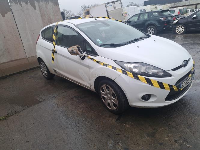 Image Facade autoradio - FORD FIESTA 6