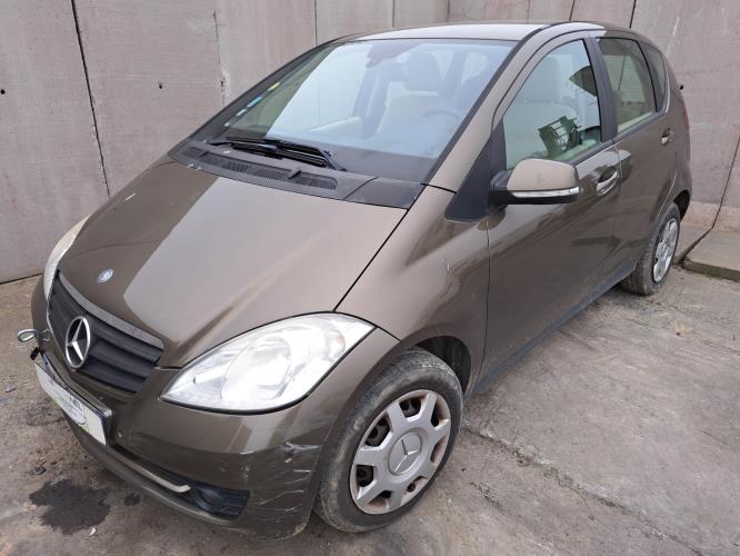 Image Malle/Hayon arriere - MERCEDES CLASSE A 169