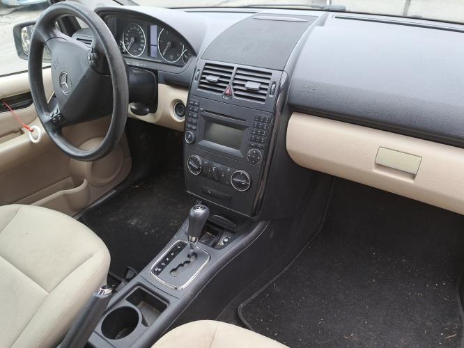 Image Malle/Hayon arriere - MERCEDES CLASSE A 169