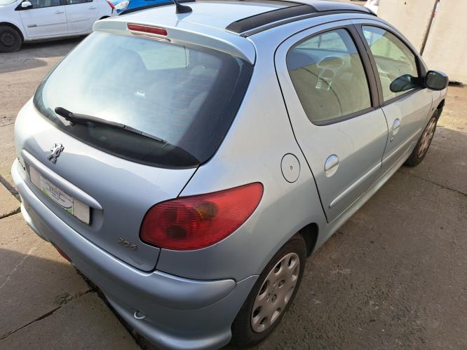 Image Feu arriere principal gauche (feux) - PEUGEOT 206