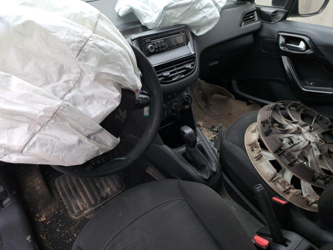 Image Moteur - PEUGEOT 208 1