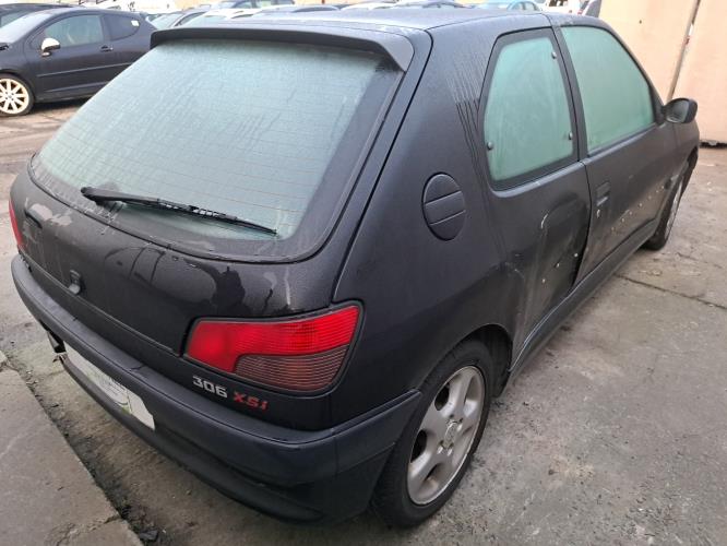 Image Capot - PEUGEOT 306