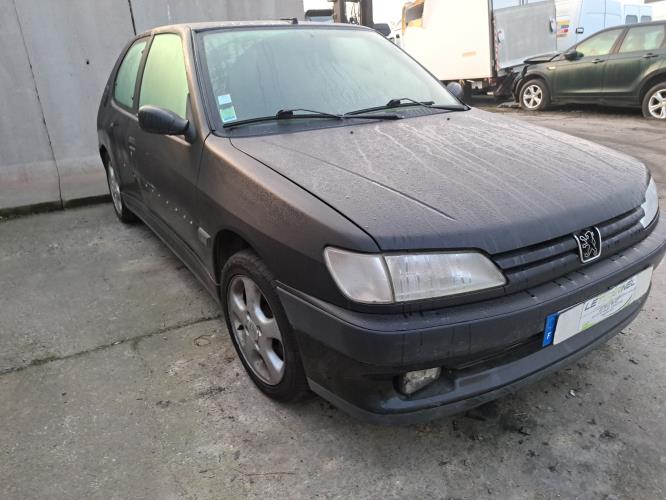 Image Capot - PEUGEOT 306