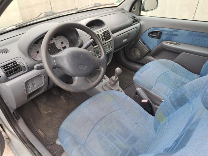 Image Capot - RENAULT CLIO 2