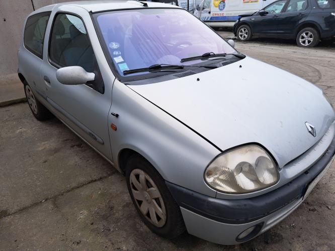 Image Capot - RENAULT CLIO 2