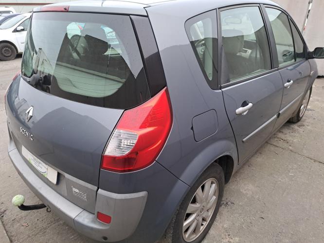 Image Feu arriere principal droit (feux) - RENAULT SCENIC 2