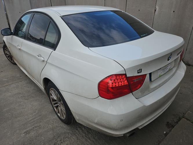 Image Feu arriere principal gauche (feux) - BMW SERIE 3 E90