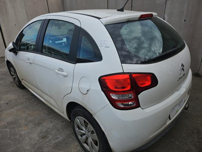 Image Porte fusible - CITROEN C3 2