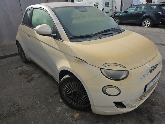 Image Pare boue arriere droit - FIAT 500E