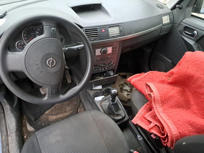 Image Capot - OPEL MERIVA A