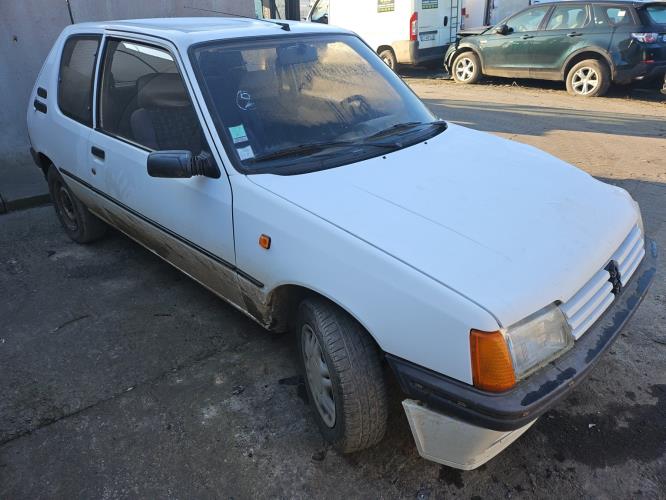 Image Retroviseur droit - PEUGEOT 205