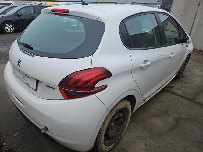 Image Plage arriere - PEUGEOT 208 1