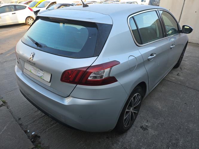 Image Renfort pare choc avant (traverse) - PEUGEOT 308 2
