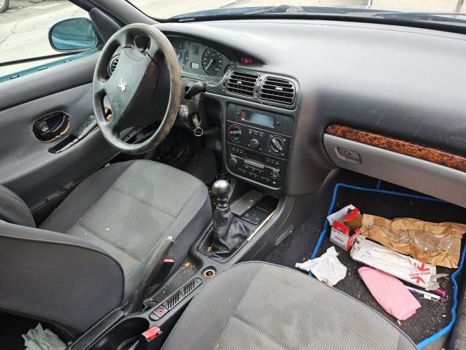 Image Feu arriere principal gauche (feux) - PEUGEOT 406