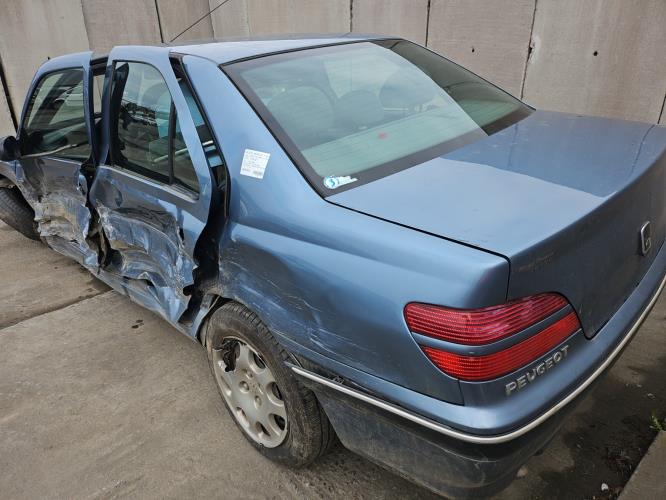 Image Feu arriere principal gauche (feux) - PEUGEOT 406