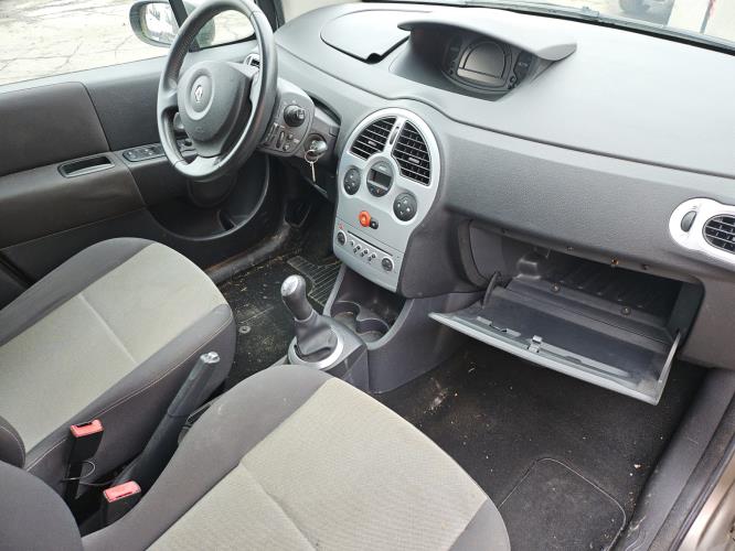 Image Porte avant gauche - RENAULT GRAND MODUS