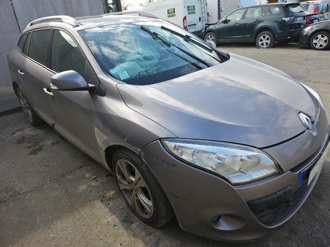 Image Pare choc arriere - RENAULT MEGANE 3