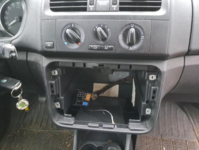 Image Retroviseur droit - SKODA FABIA 2