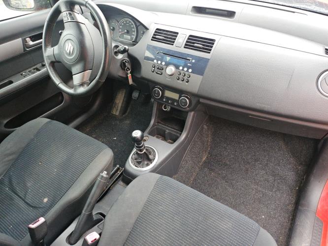 Image Plage arriere - SUZUKI SWIFT 3