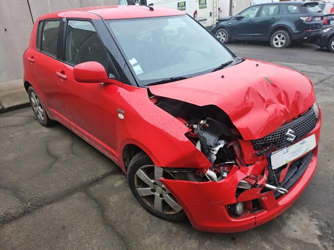 Image Plage arriere - SUZUKI SWIFT 3