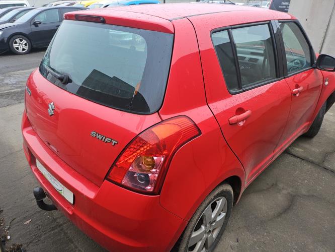 Image Plage arriere - SUZUKI SWIFT 3
