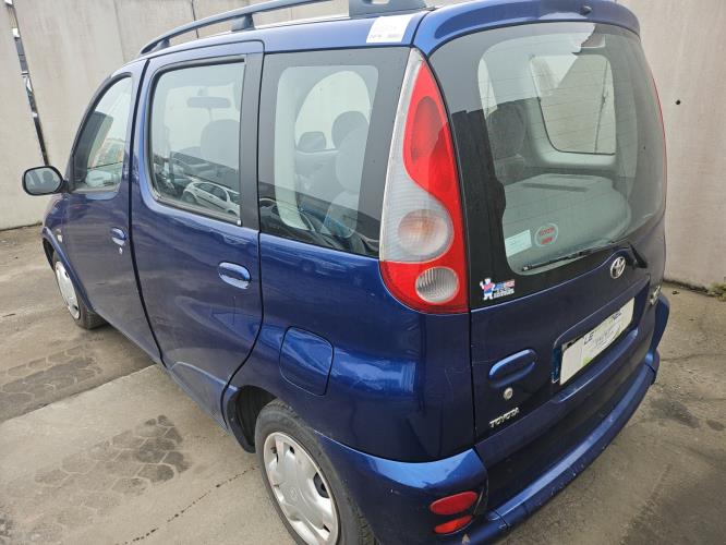 Image Retroviseur gauche - TOYOTA YARIS VERSO