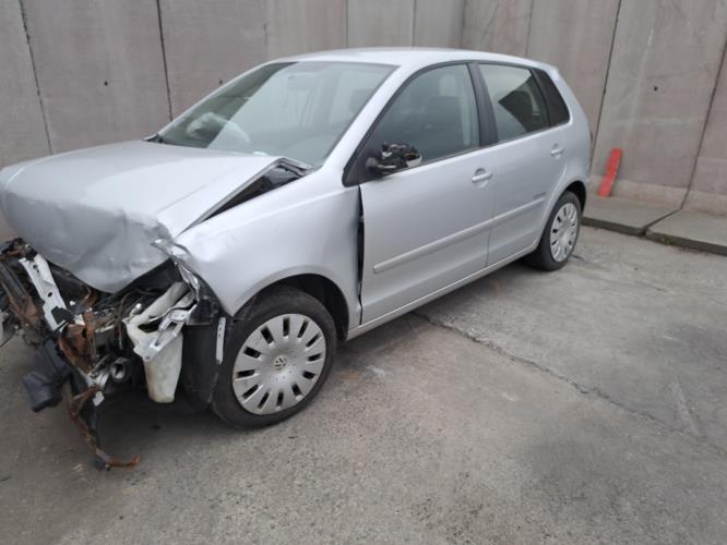 Image Pare choc arriere - VOLKSWAGEN POLO 4