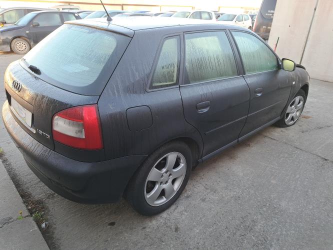 Image Porte avant gauche - AUDI A3 1