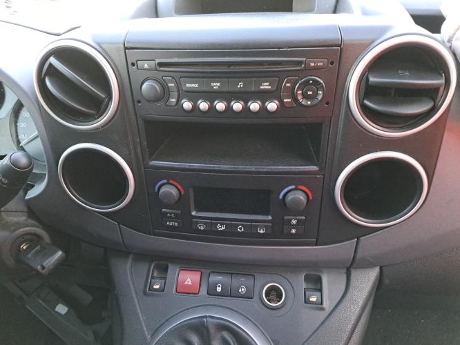 Image Autoradio d'origine - CITROEN BERLINGO 2