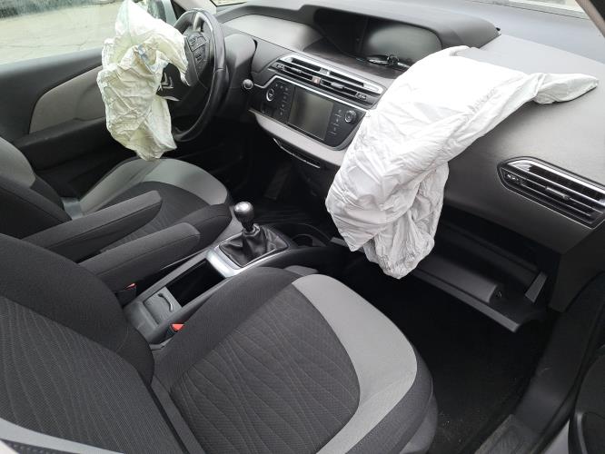 Image Aile avant droit - CITROEN C4 PICASSO 2