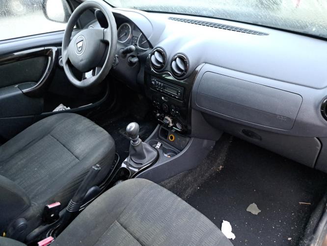 Image Feu arriere principal droit (feux) - DACIA DUSTER 1