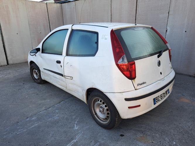 Image Capot - FIAT PUNTO 2