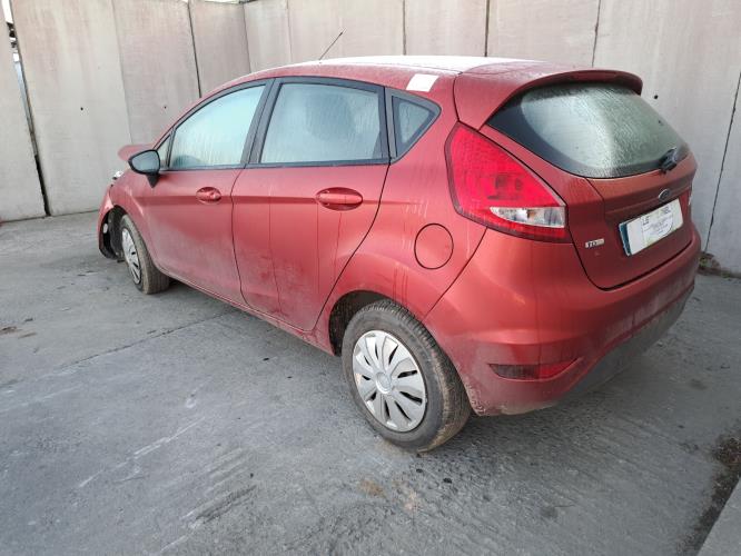 Image Feu arriere principal droit (feux) - FORD FIESTA 6