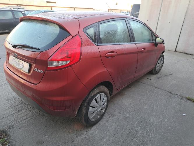 Image Feu arriere principal droit (feux) - FORD FIESTA 6