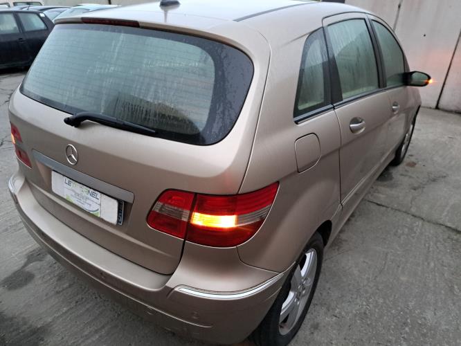 Image Moteur - MERCEDES CLASSE B 245