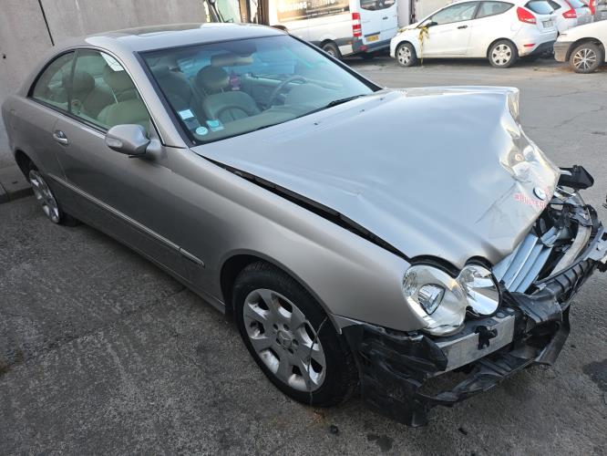 Image Porte avant droit - MERCEDES CLASSE CLK 209