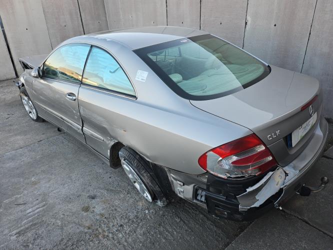 Image Porte avant droit - MERCEDES CLASSE CLK 209