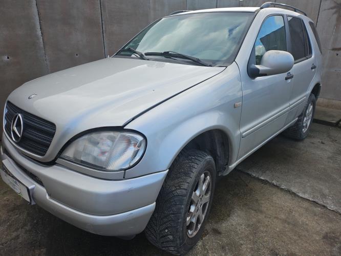 Image Porte arriere droit - MERCEDES CLASSE M 163